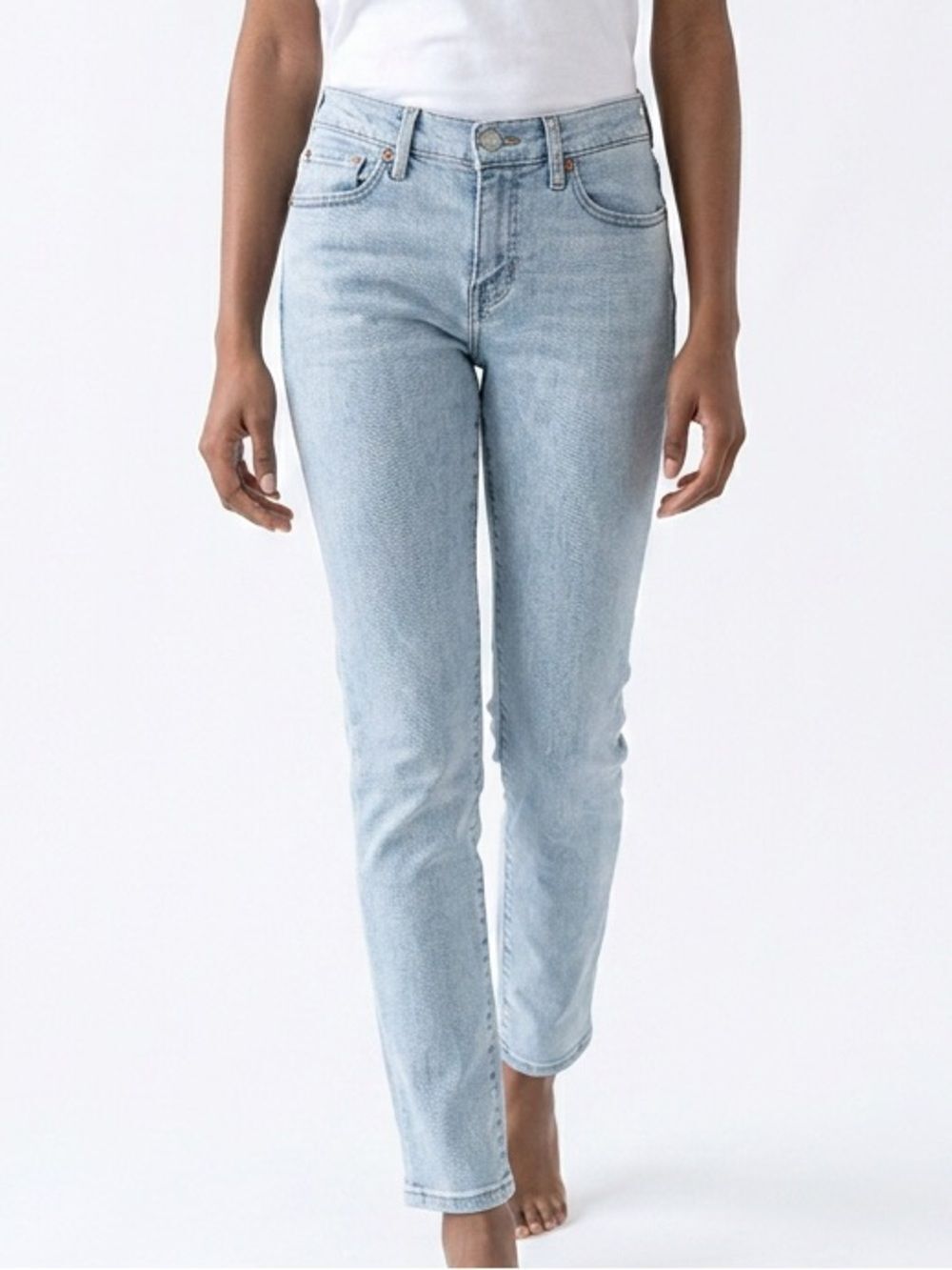 LEVI’S | Light Wash Boyfriend Style Jeans Women’s Size 27 (4)